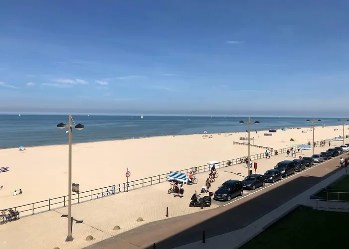 Gezellig Met Zeezicht Apartment